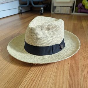 Goorin Bros Cream Fedora with Black Band